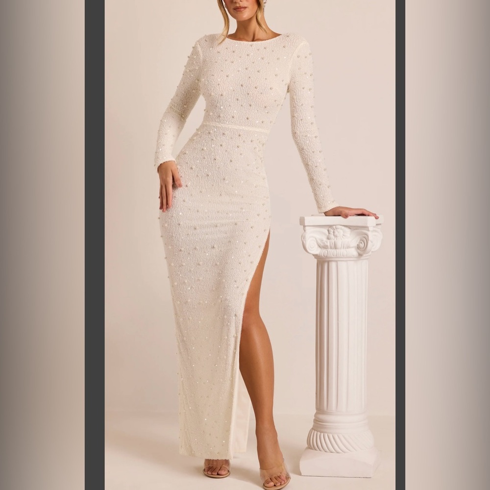 VIENNA
Embellished Long Sleeve Backless Maxi Dress in White